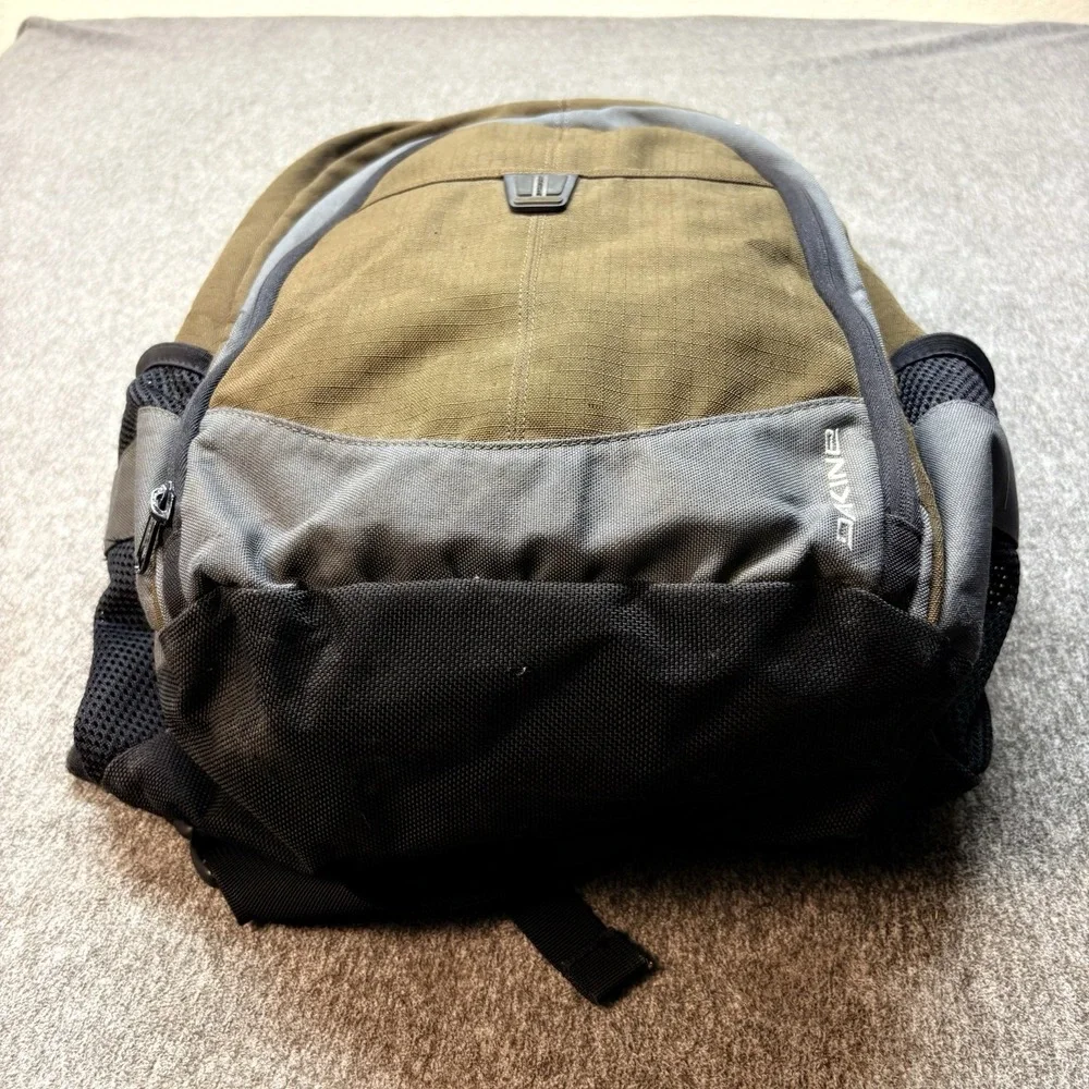 Dakine Element Backpack Brown Black Pockets Campus School Laptops Travel MTB